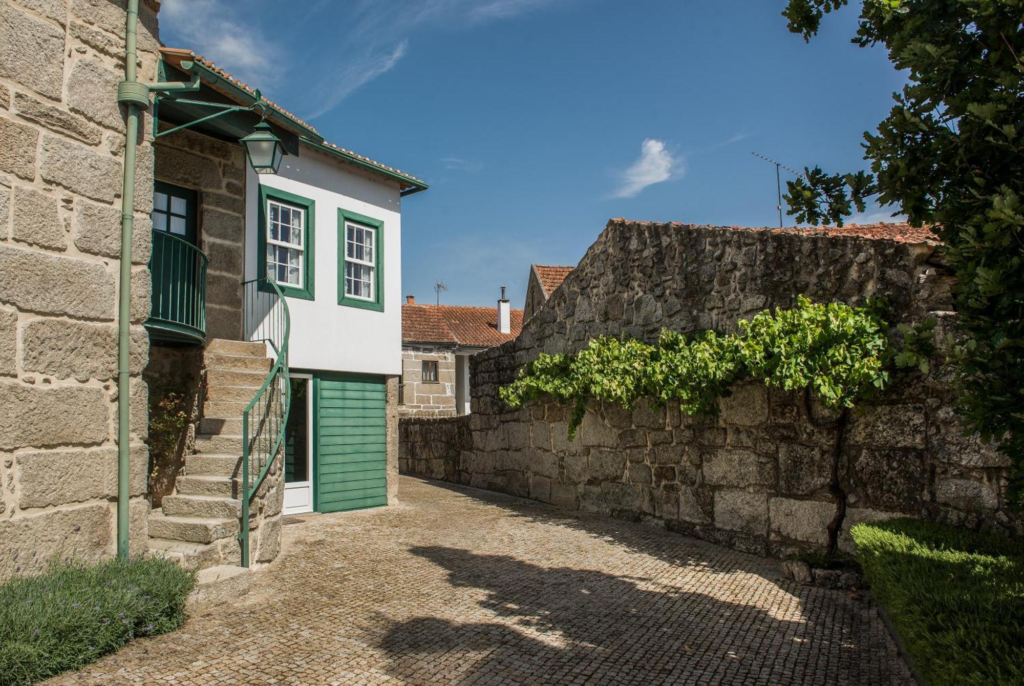 Hotel Casas Do Lupo Nelas Exteriér fotografie